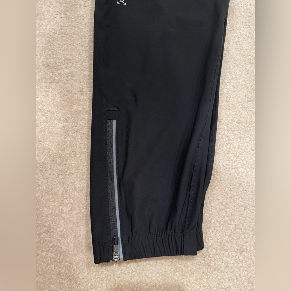 Men’s Lululemon Surge Jogger Fleece Jogger Pants - Picture 2 of 5